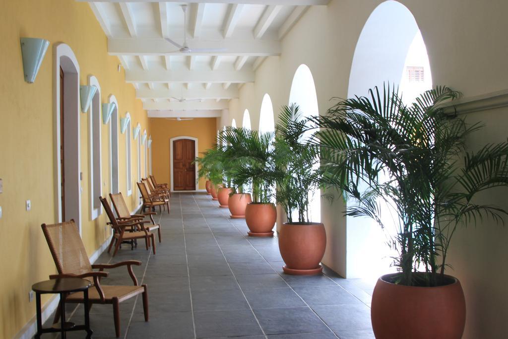 Отель Palais De Mahe - A Cgh Earth Experience Пондичерри Экстерьер фото
